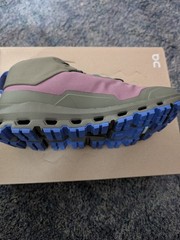 On Cloud Cloud Hero Mid Waterproof 4y Brand New In The Box!!