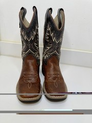 Cody James Unisex Western Boots Brown Embroidery Leather foot size 10 D BBSC1910