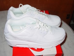 2020 Nike Air Max 90 LTR White/Metallic Silver Running Shoes! Size 7Y NIB!