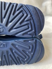 NWD UGG Neumel II Boot Dark Ocean Blue Big Kids US 2 / UK 1 / EUR 33.5