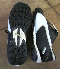 Puma Shoe Youth Athletic Size 4 Black and White Lace Up PVC Free