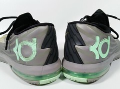 Nike KD VI PRECISION TIMING BLACK 599477 003 SIZE US 5.5Y YOUTH UK 5