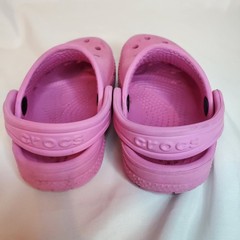 Crocs Classic Clogs Pink Waterproof Mule Outdoors Slip On Shoes Toddler Size 6