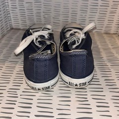Converse All Star Chuck Taylor Low Top Navy Canvas Youth Shoes Size 3 3J237