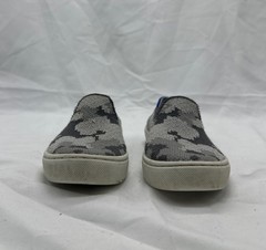 Kids Rothy’s Grey Camo Slip On Sneakers Shoes Size 10