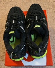 Nike Vomero 5 Black Volt GS Size 6.5Y