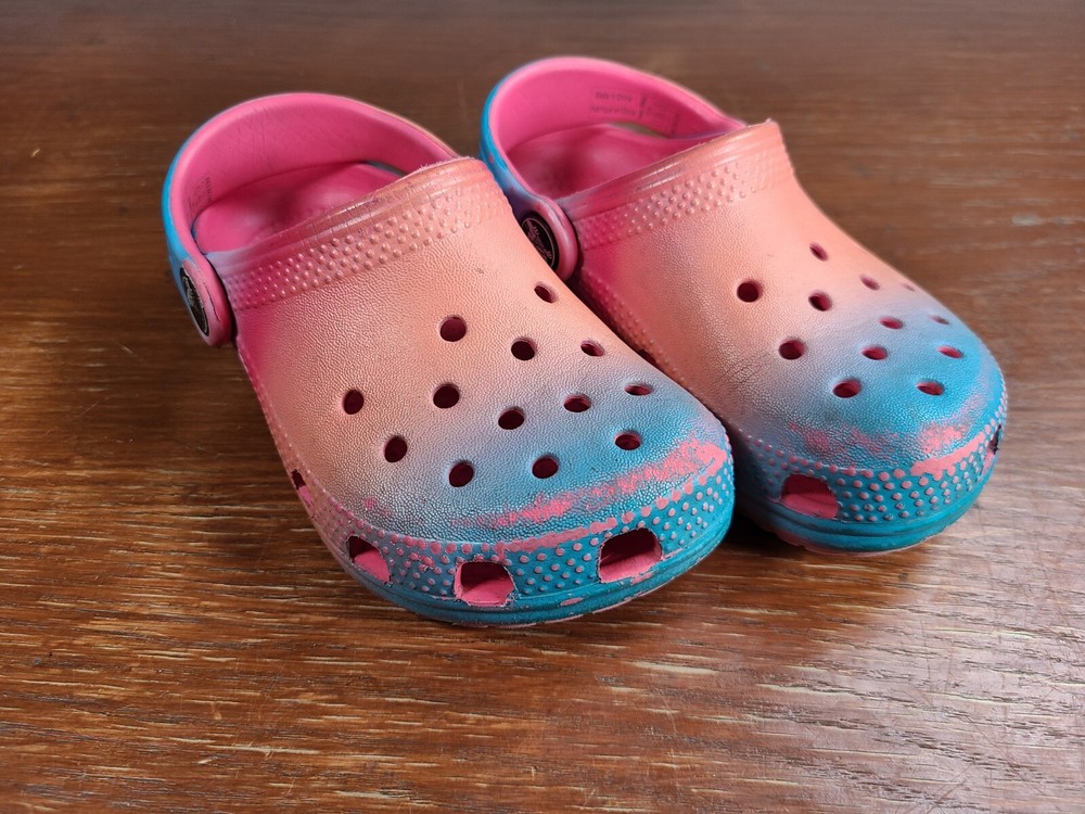 Crocs Classic Lined Slip-On Clog Unisex Kids Size C8 Multi-Color