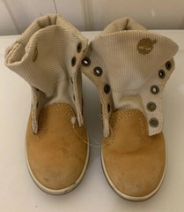 Timberland Classic Premium Wheat Leather 100% Waterproof Boots For kids Size 8