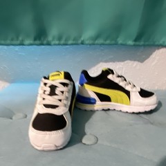 PUMA Unisex Kids Athletic Sneaker Low Top Lace-Up Colorblock Size 8