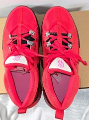 Nike Kyrie Flytrap 6 GS University Red Sneakers DQ8094-600 Size 7Y/ 8.5 W New
