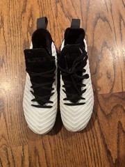 Size 6.5 (GS) – Nike LeBron 16 Low Space Travel