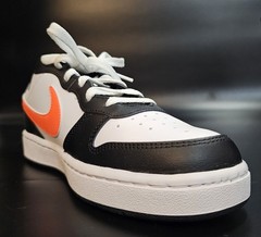 Nike Dunk Court Borough Low 2 GS White/Orange/Black Boys Size 7y NEW 2023