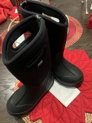 Bogs Boots Youth 13 Classic High Handles Pull On Midcalf 52065-001 Black Fabric
