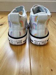 Converse Chuck Taylor All Star Malden Street Blue Rainbows 11.5 US Youth