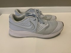 Nike Star Runner 2 (GS) Athletic Shoe AQ3542-401 Light Blue Size 7Y Used