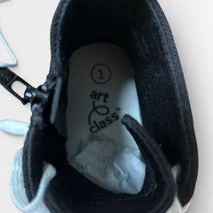 Art Class Blakely Black Canvas Platform High Top Sneakers Kids Size 1 NEW!!