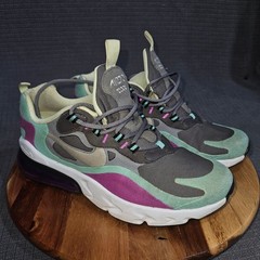 Nike Air Max 270 React Sneakers Unisex Kids 6Y Multi-Color Cushioned Trainers