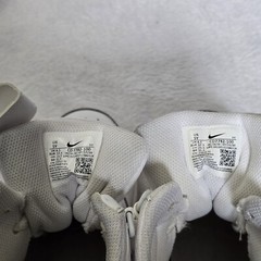 Size 5Y – Nike CD7782-100 Court Borough 2 Mid Triple White