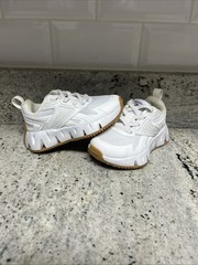 Reebok Kids Zig Dynamica White/Gum Athletic Running Shoes – Kids 6K🔥🔥🔥