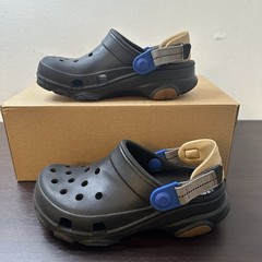 Crocs Classic All-Terrain Clogs Kids Black Adjustable Strap, Size Junior 2 Kids