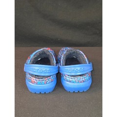 Crocs Lined Clogs Blue Multi Chevron Pattern Kids Size 6 Cozy Winter