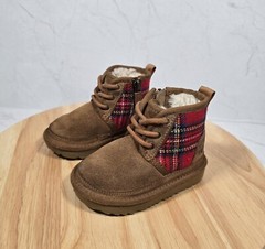 UGG Neumel II Tartan Plaid Cardigan Boots Toddler Sz 6 Chestnut Red Suede Lined
