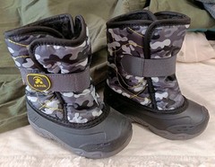 KAMIK Snowbug Insulated Waterproof Boots Toddler Sz 8 Camo Gray White Faux Fur