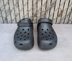 Kids Crocs Iconic Comfort Classic Slip On Platform Clogs Black J6 NWOT