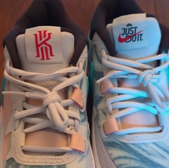 NIKE KYRIE 8 GO (GS) Photon Dust Photon Dust 6Y NEW No Box