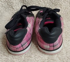 DC Chelsea Black Pink White Plaid Charm Skate Shoes Youth Size 4