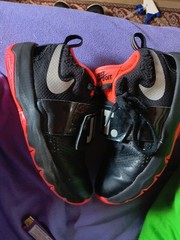 Nike Just Do It Sneakers Black Size 4Y