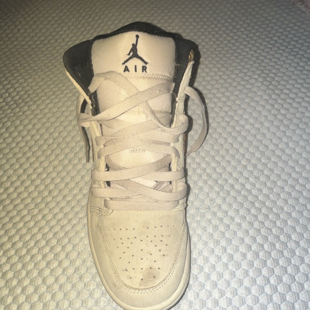 Jordan Air Jordan 1 Mid GS White/Tan/Black Men US 8 DZ4129-102