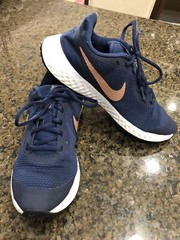 Nike Revolution size 6Y navy running athletic shoes youth