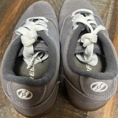 HEELYS Pro 20 Skate Shoe Size YTH 2 Grey Canvas Lace Up FUN! Pre-Owned