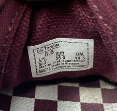 VANS x HARRY POTTER Authentic Elastic Maroon & White Toddler Slip On Sz 8.5