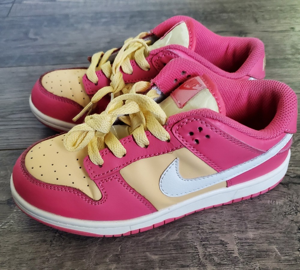 Nike Dunk Low Kids 2.5Y Pink Yellow