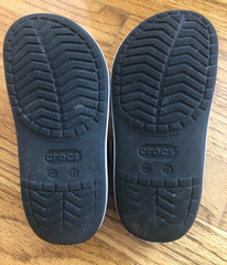Crocs Crocband Slip-on Clogs Sandals Children’s Size 11 Black w/White & Jibbitz