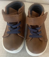 Wonder Kids Brown High Top Hook And Loop Strap Shoes Toddler Size 3
