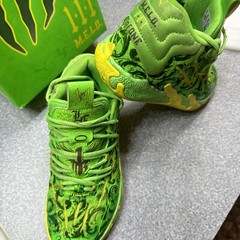 Melo Ball Lime Green “Not From Here” 1.1.1 – Kids 4.5