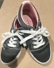 Cat & Jack Black White Pink Lace-Up Casual Sneakers Unisex Kids Size 1