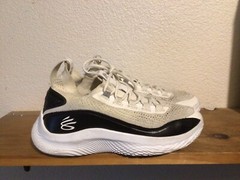 Under Armour Curry GS Sz 7 FLOW White Black 3024785-111 Basketball Shoe
