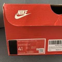 MISMATCH Right Boot 4.5/Left Boot 5 – Nike Woodside 2 High „Sesame“ – 524872-201