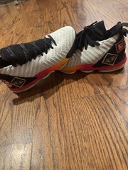 Size 6.5 (GS) – Nike LeBron 16 Low Space Travel