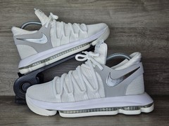 Nike KD 10 White Gray Silver 918365-100 GS 6Y/Women’s 7.5 Pre-loved NO BOX