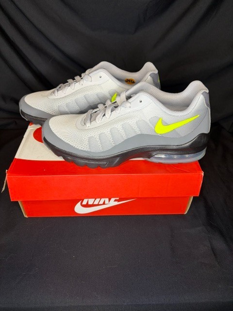 Nike Air Max Invigor Dark Grey/Volt-Cool Grey Size 5Y Style #749572016