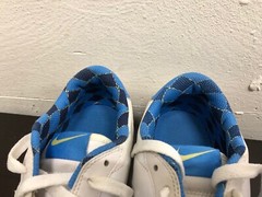 Nike 315931-142 white/blue low top lace up Shoes SZ 5.5 Youth leather upper