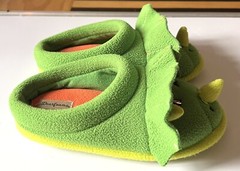Dearfoams Kids Peyton Green Dinosaur Animal Clog Slippers size 13-1