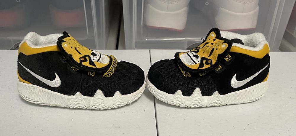 Nike Kyrie 4 Little Big Cat Toddler size 5c Kyrie Irving