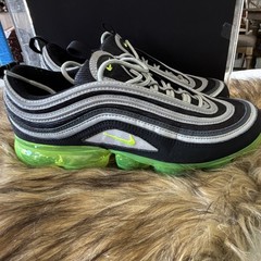Nike Air Max 97 GS Sneaker Black Gray Green US 7Y (EU 40) AQ2657-002