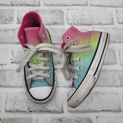 Converse Chuck Taylor All Star Sneakers Kid Size 11.5 High Ombré Rainbow Summer